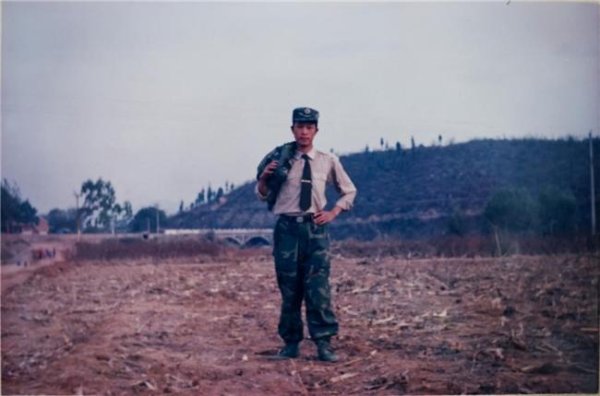 宁波股票配资网 湖北恩施：烟农信得过的老兵杨天才